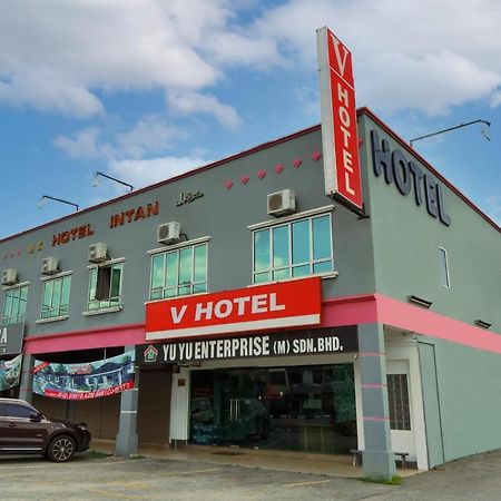 V Hotel Teluk Intan Dış mekan fotoğraf